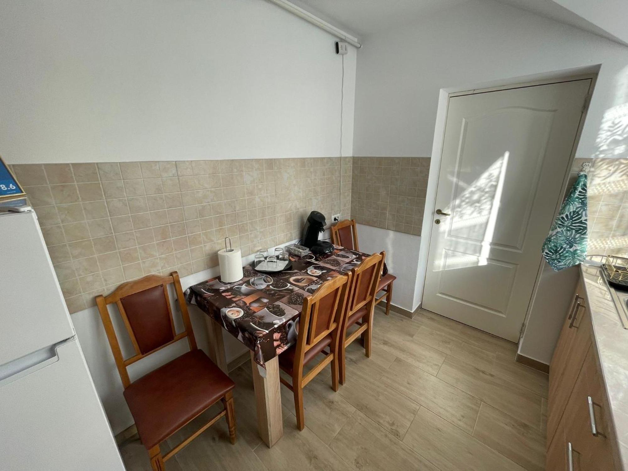 Rebeca Apartament Apartment Lugoj Luaran gambar